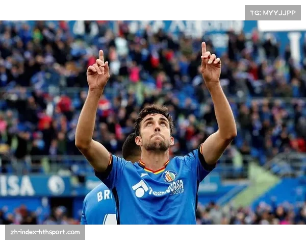 西甲塞维利亚冬季转会瞄准中卫补强后防深度目标明确